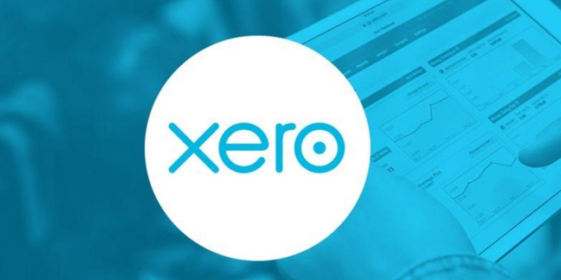 Visual banner featuring the Xero logo with startup-related icons and a tagline promoting cloud accounting for small businesses.