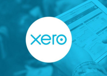 Visual banner featuring the Xero logo with startup-related icons and a tagline promoting cloud accounting for small businesses.