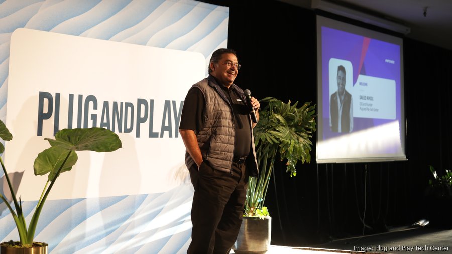 Visual depiction of a Plug and Play Accelerator Interview via Zoom, with a founder facing a panel of interviewers, capturing the fast-paced, high-stakes dynamic.