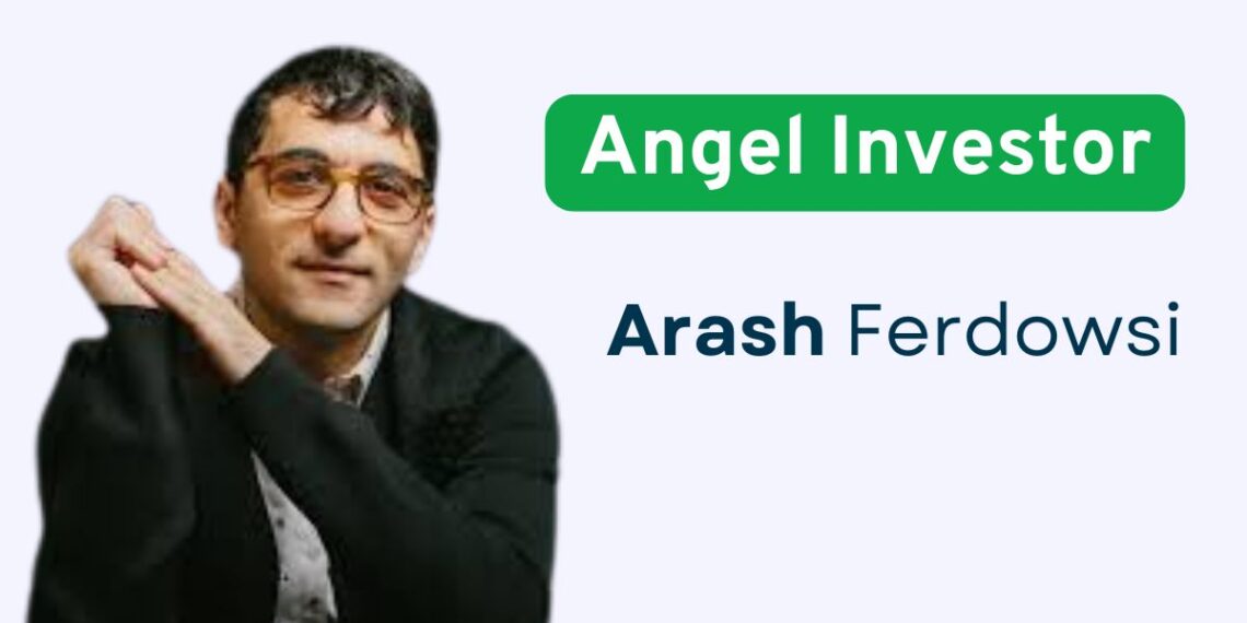 Arash Ferdowsi onstage discussing early-stage investing with founders at a tech conference.